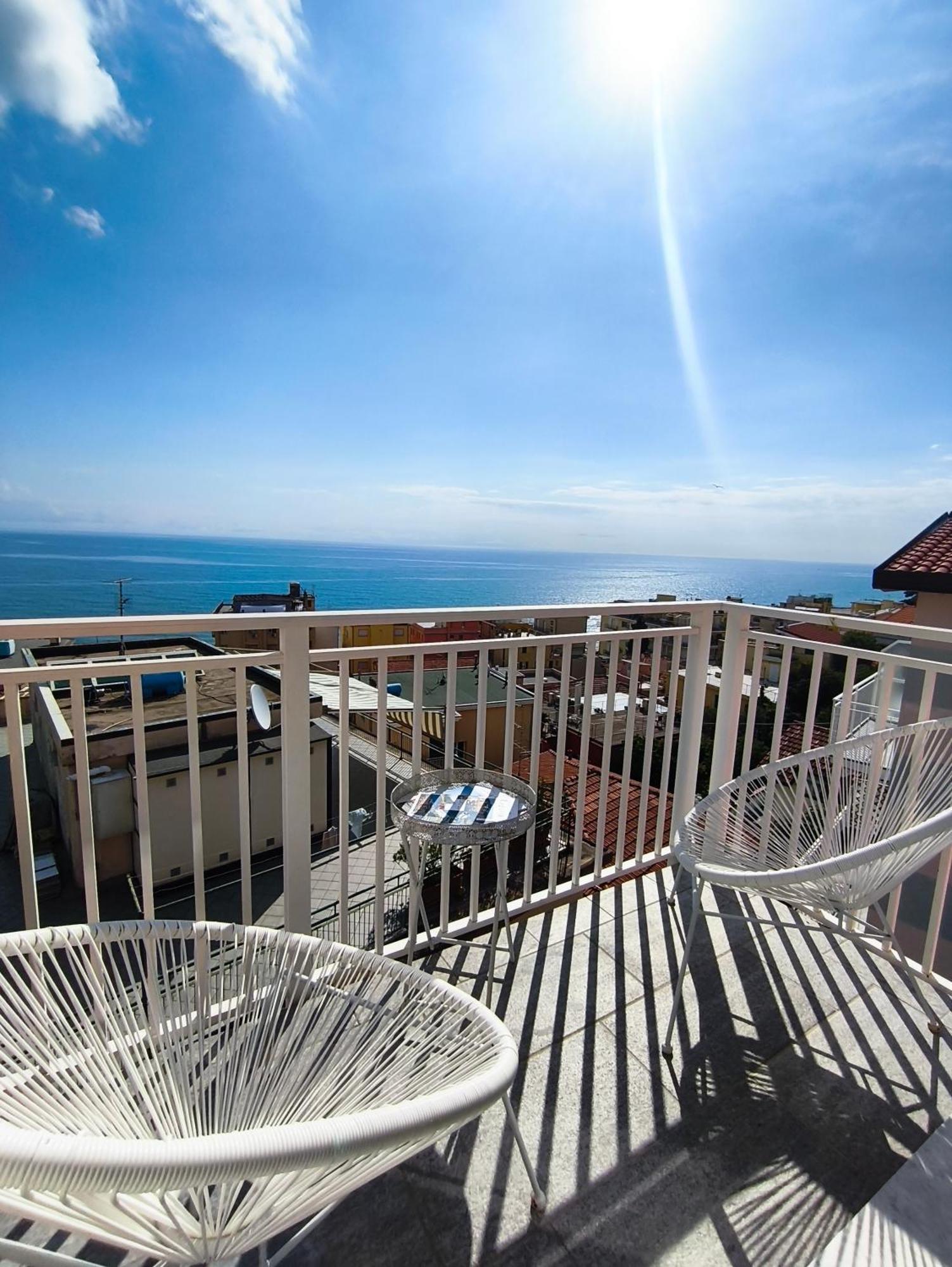 Willa Spectacular Sea View - 3 Minutes Walk From The Sea Laigueglia Zewnętrze zdjęcie